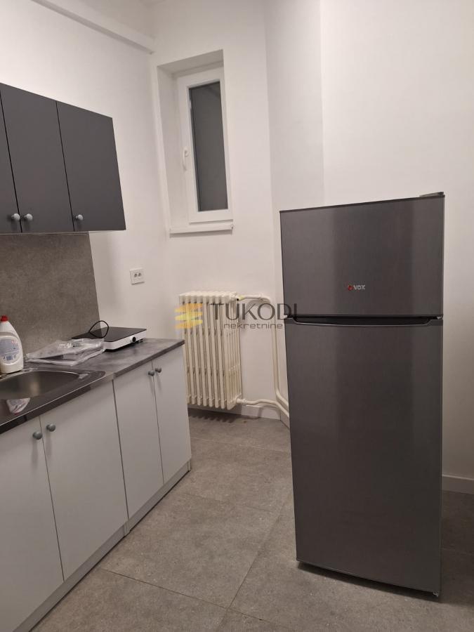 Radnička, 105m2 ,kancelarije 4,0