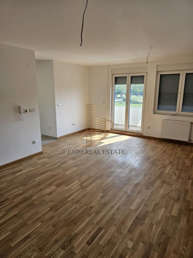 Garden Hill, 4,0 stan od 76m2 Sremska Kamenica