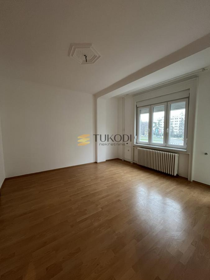 Prodaja 3,5 stan od 112m2 Vojvode Putnika