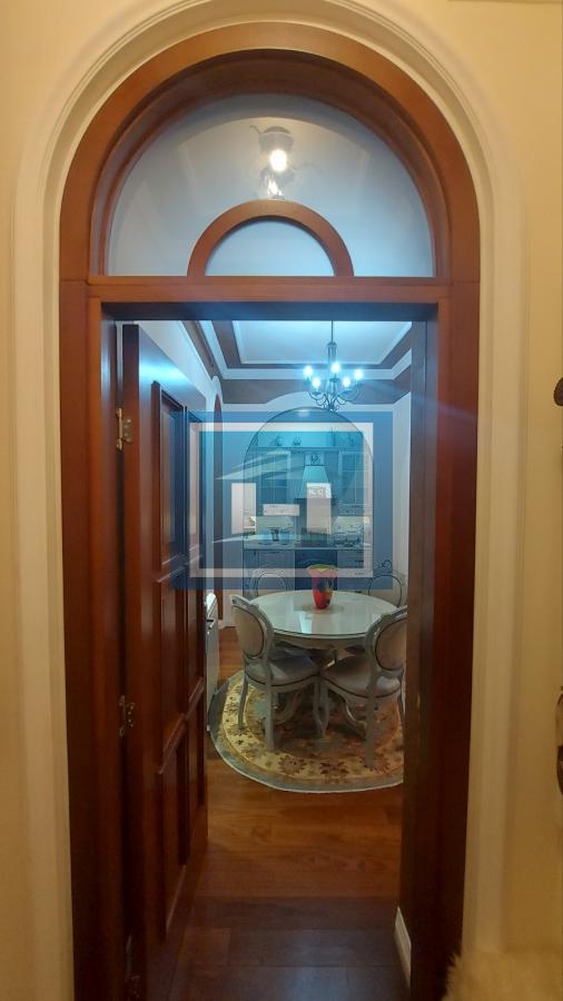 Nušićeva, Terazije – cena fiksna