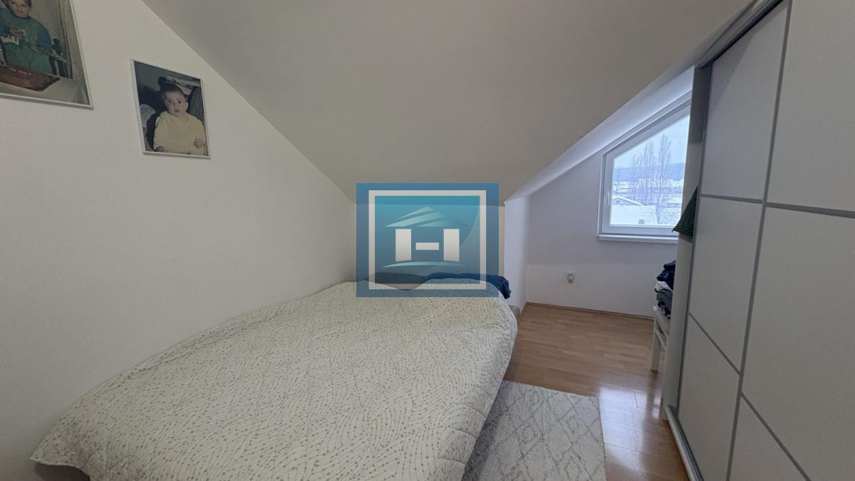 Na prodaju – Komforan porodični stan na odličnoj lokaciji