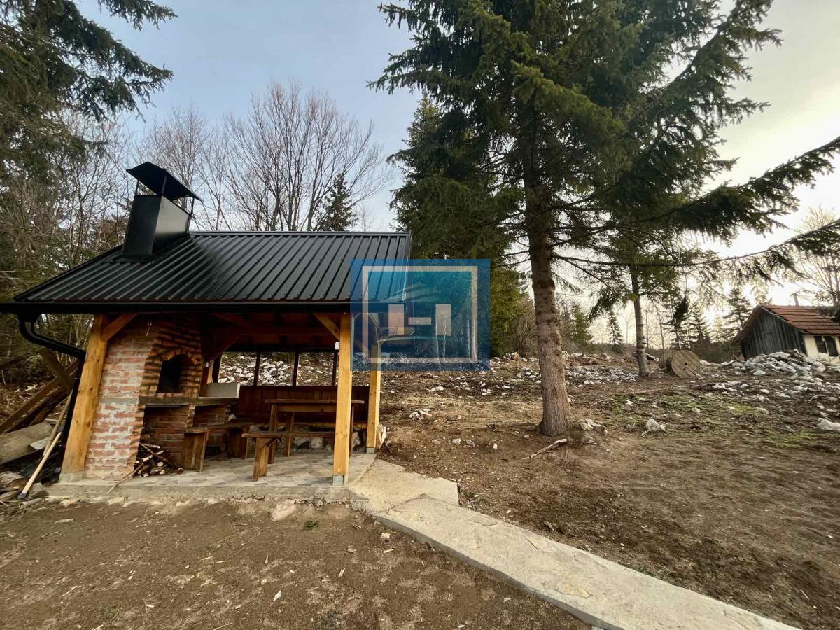 Nova vikendica na Tari