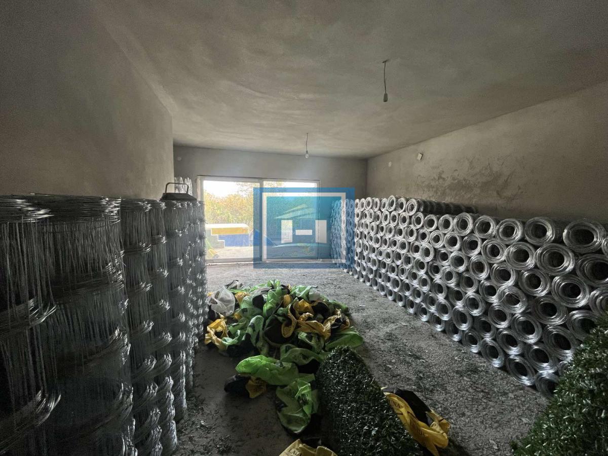 PRODAJA – PROIZVODNA HALA SA MOGUĆNOŠĆU ZARADE OD ZAKUPA