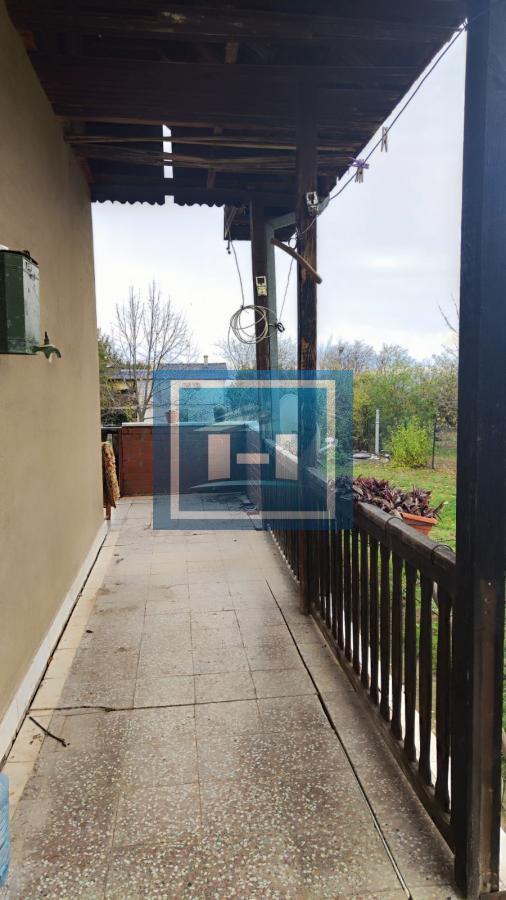 Kuća u okolini Jagodine na dva nivoa odmah useljiva sa svim priključcima