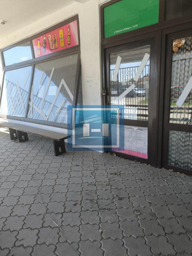 Na prodaju poslovno-stambeni prostor – 90m² Ćuprija