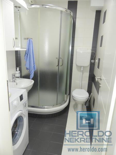 izdavanje/novogradnja/centar