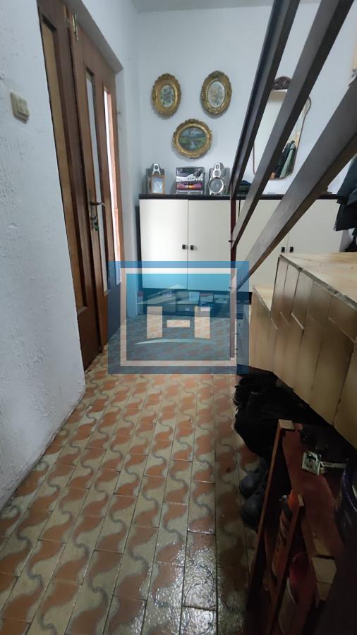 Kuća u okolini Jagodine na dva nivoa odmah useljiva sa svim priključcima