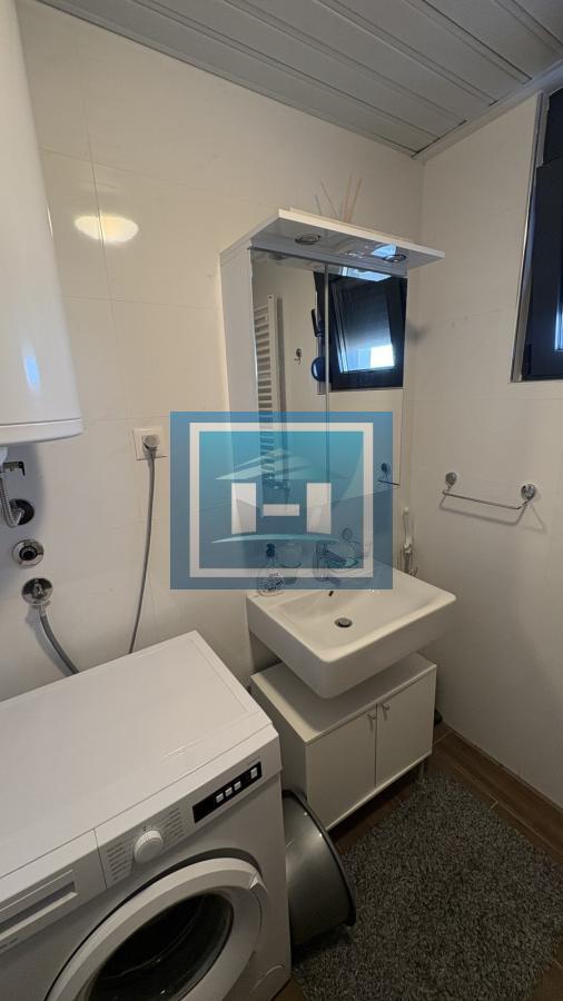 Izdaje se luksuzna garsonjera u kompleksu Crnjanski