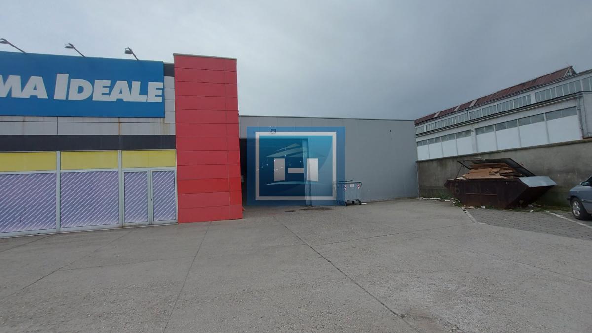 Magacinski prostor na Ribarskom putu