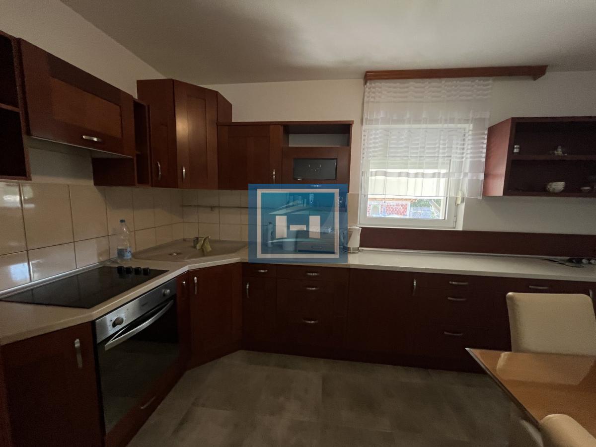 Na prodaju nova kuća 10 km od grada – legalizovana, useljiva i odmah dostupna