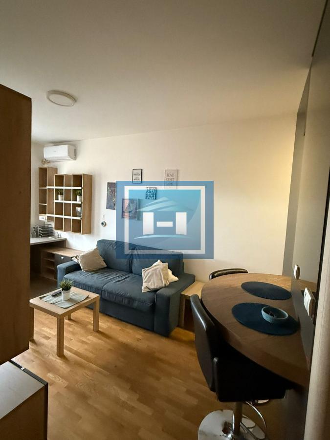 Zvezdara - Lux namešten stan 30 m² sa parkingom