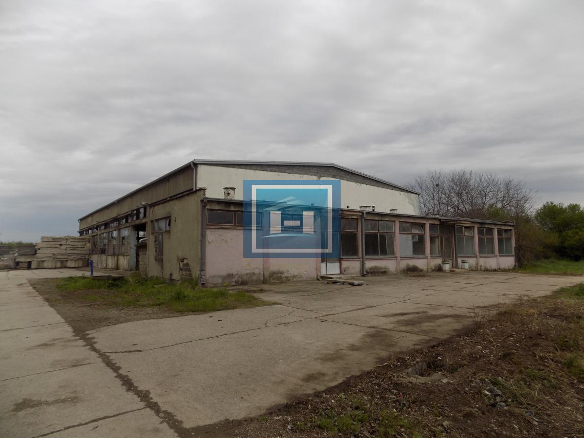 Hala za renoviranje sa kancelarijskim delom