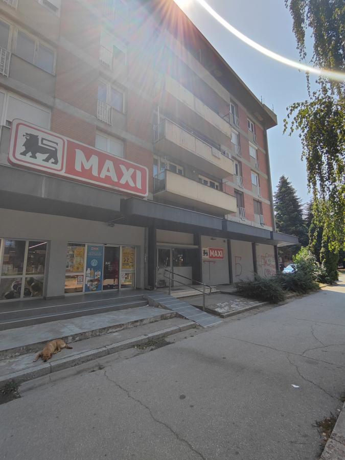 Namešten jednosoban stan kod Maksija/Tabane