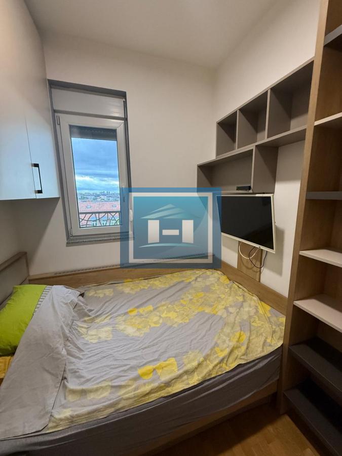 Zvezdara - Lux namešten stan 30 m² sa parkingom