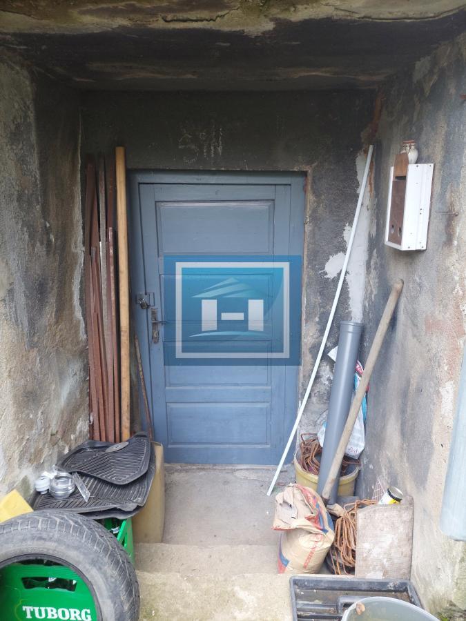 Na prodaju stan sa dvorištem – Bor, 10 min od centra