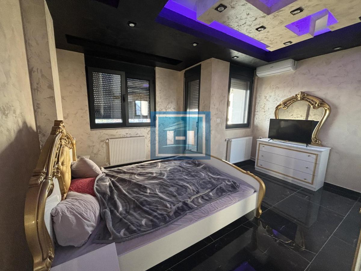 Ekskluzivan stan s pogledom na grad i stadion u kompleksu Crnjanski