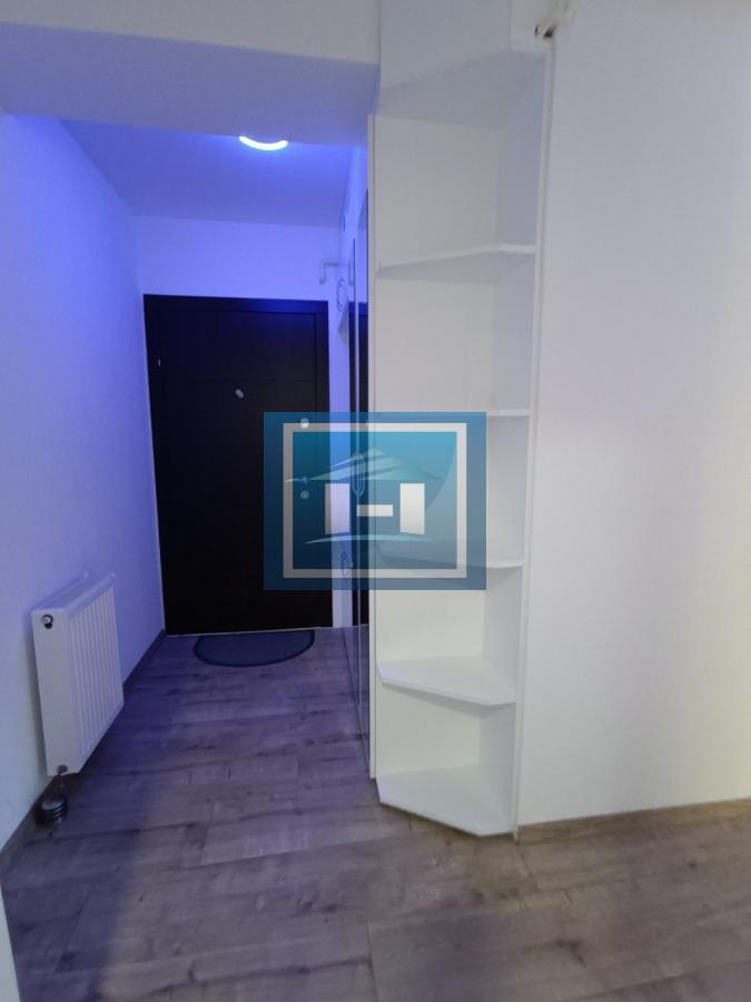 Prelep četverosoban stan kod Akva parka