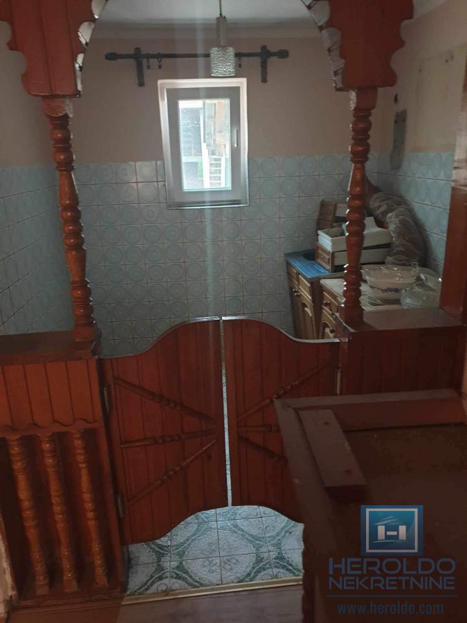 Kompletno seosko domaćinstvo u Sedlaru