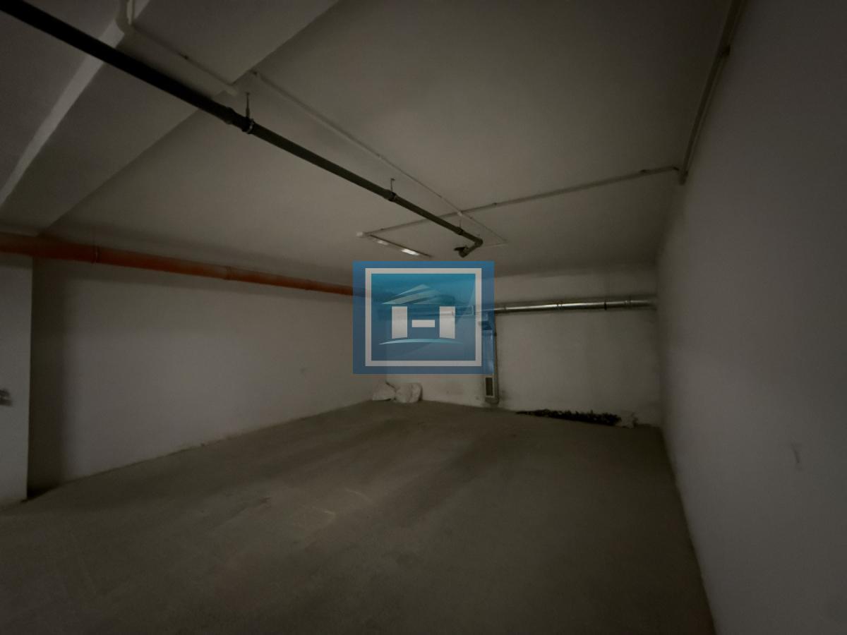 EKSTRA PONUDA – GARAŽNO MESTO NA TOP LOKACIJI!