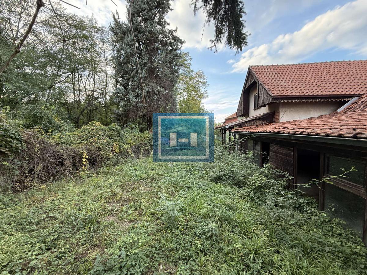 Plac pun potencijala i kuća koja čeka svoju novu priču – Miloševo