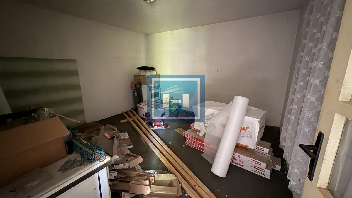 KUĆA SA ZEMLJIŠTEM – MIR I PRIRODA NA SAMO 10 MINUTA OD GRADA