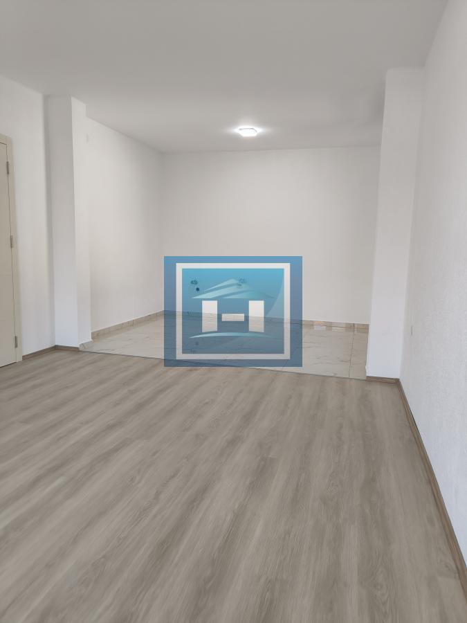 Luksuzna kuća sa dodatnim objektom – spoj elegancije, funkcionalnosti i prestižne lokacije