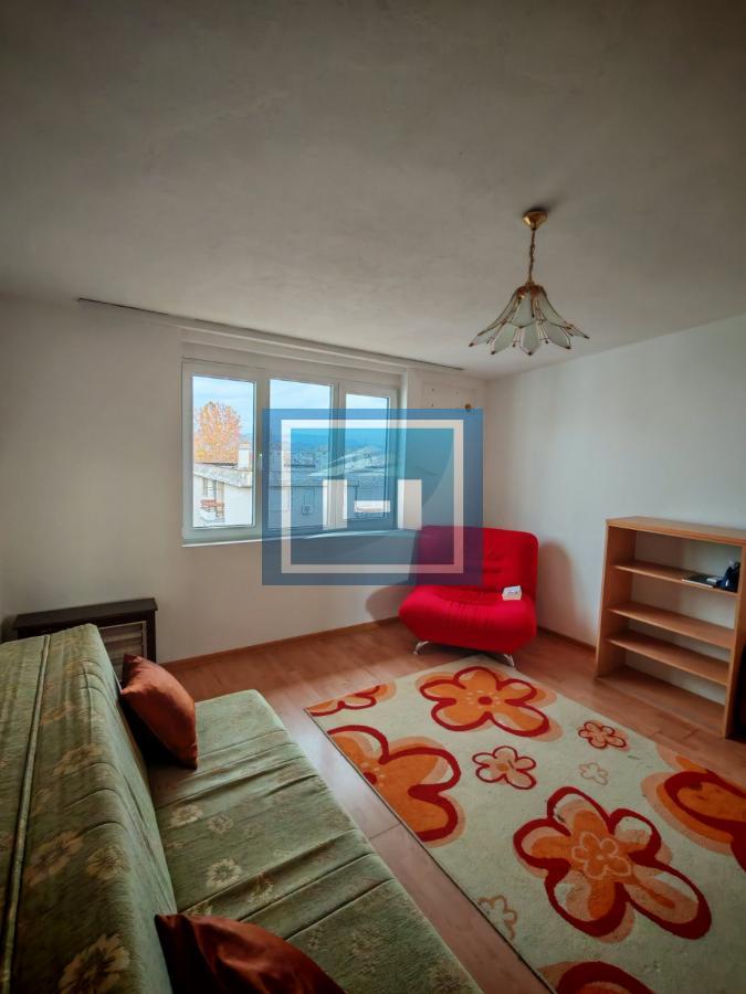 Potpuno namešten stan za izdavanje