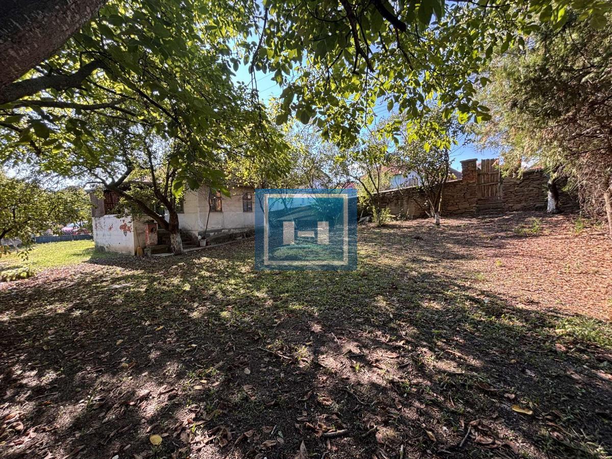 Na prodaju – Seosko imanje u Dubokoj (7.7 ari), kuća + pomoćne zgrade + dodatna parcela | SAMO 13.000 €