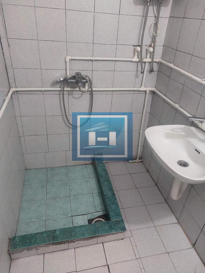 DVE SPAVAĆE SOBE NA 46 m² + GARSONJERA — STRELIŠTE, JAGODINA!