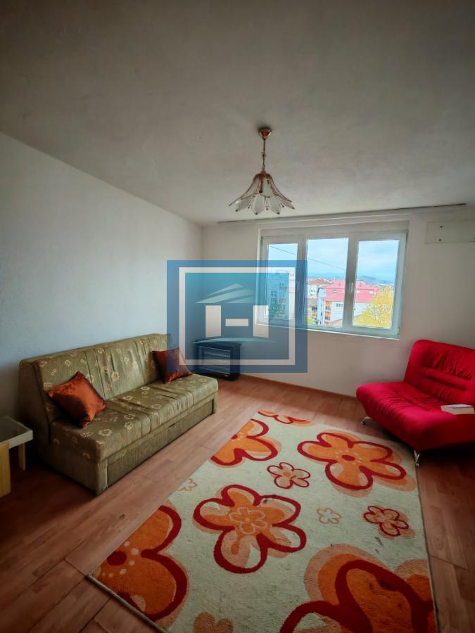 Potpuno namešten stan za izdavanje