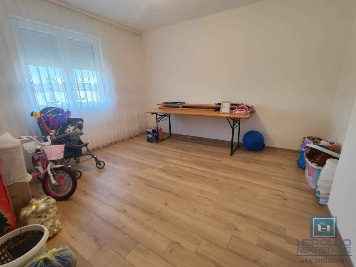 Prelepa nova kuća na Budžinom brdu