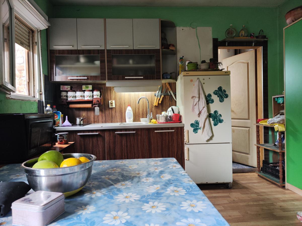 Stan u kući na Levču od 72m2 na gradskoj lokaciji po ceni jednosobnog stana