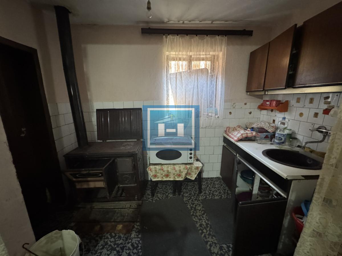 KUĆA NA PRODAJU – JOVAC, MIR I PRIRODA NA KORAK OD ĆUPRIJE