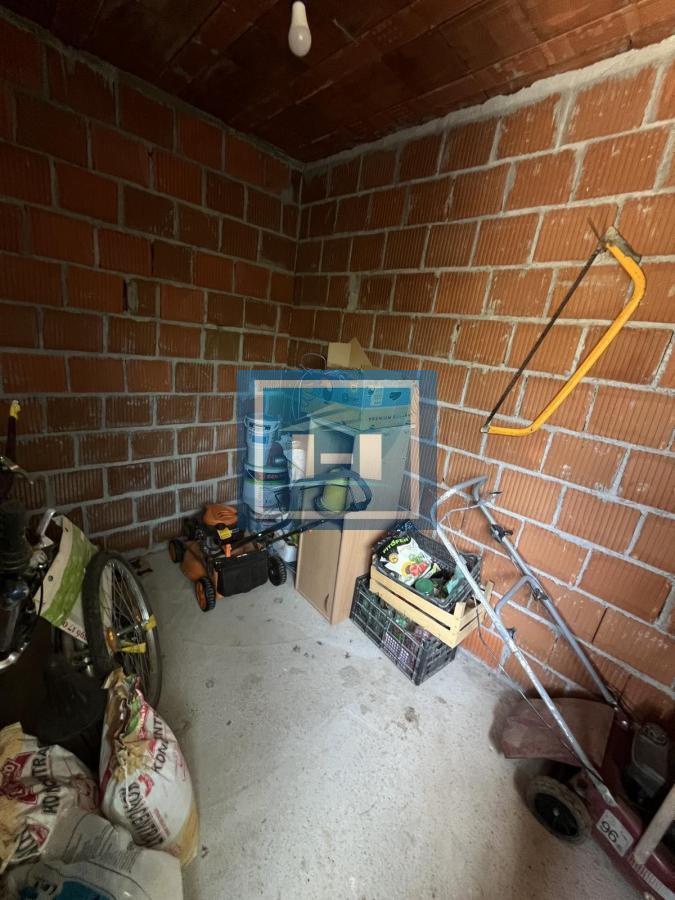 Na prodaju nova kuća 10 km od grada – legalizovana, useljiva i odmah dostupna