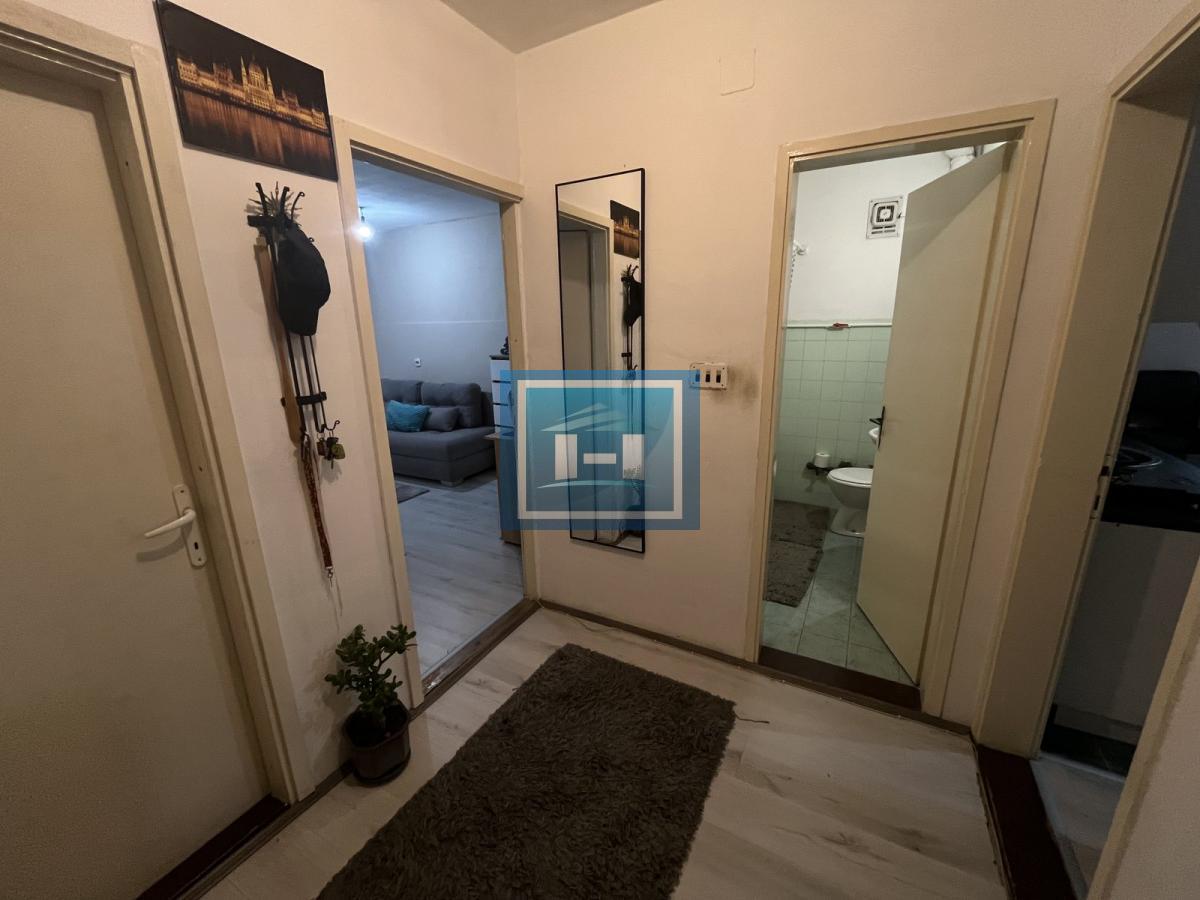 DVE SPAVAĆE SOBE NA 46 m² + GARSONJERA — STRELIŠTE, JAGODINA!