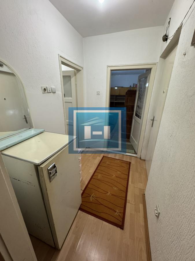 TOP PONUDA u samom CENTRU Ćuprije! Jednosoban stan 37 m² + podrum