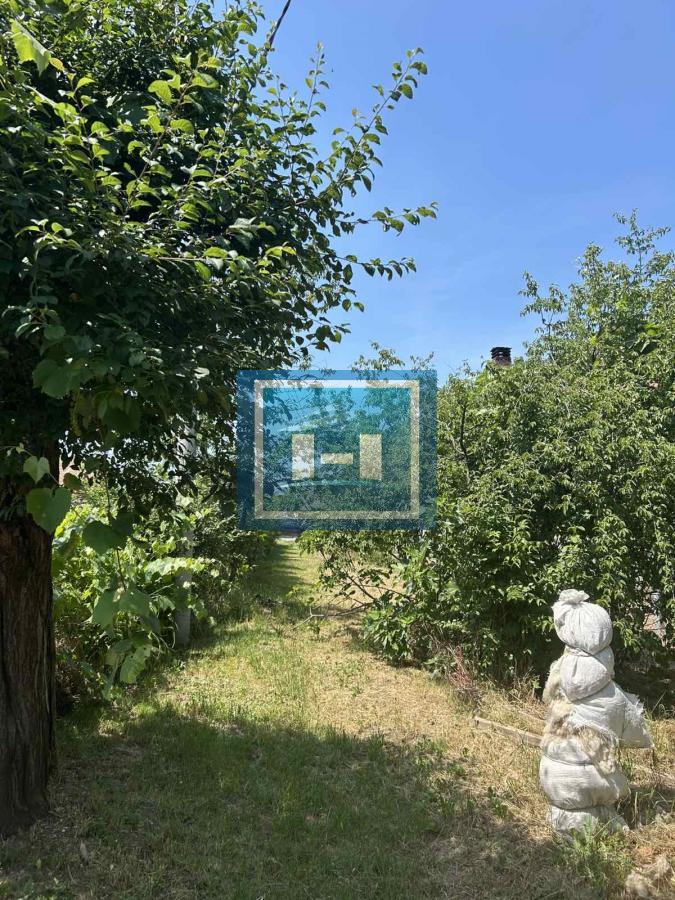 Plac za izgradnju vikend kuće ili hale  na glavnom putu Lapovo Batčina