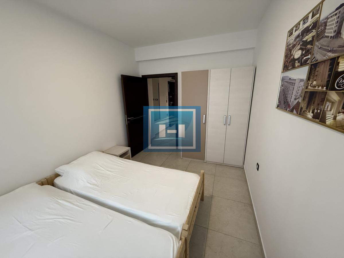 Veći luksuzan, namešten stan u Wing kompleksu