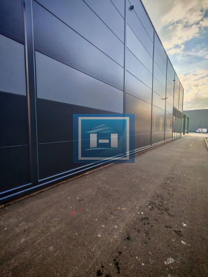 Lokal za izdavanje u ulici Vojvode Mišića od 582m2