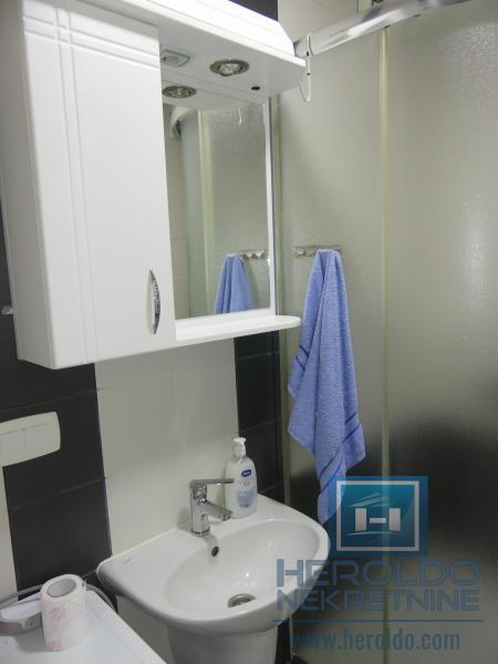 izdavanje/novogradnja/centar