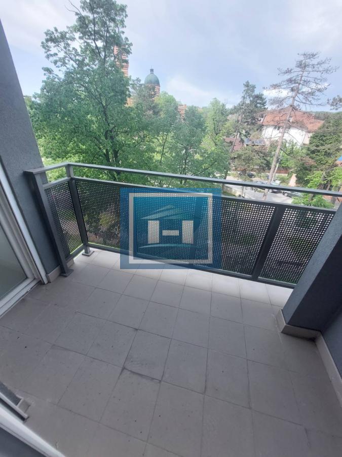 Odlična novogradnja na drugom spratu