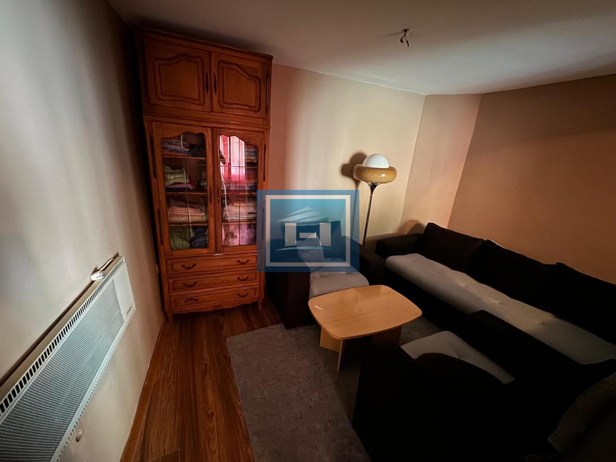 Kuća 90 m², 4 ulaza, 2 kupatila, dvorište – Admirala Geprata, centar Beograda