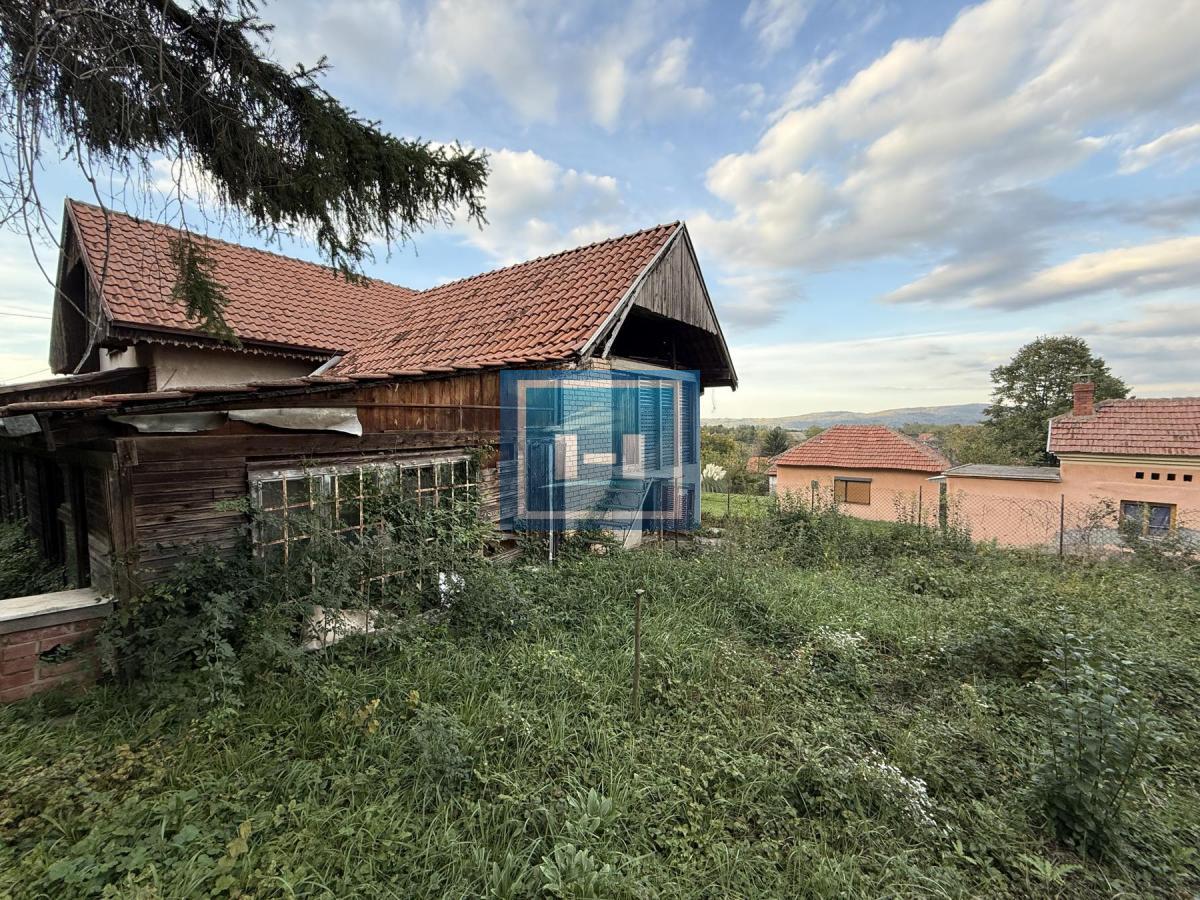 Plac pun potencijala i kuća koja čeka svoju novu priču – Miloševo