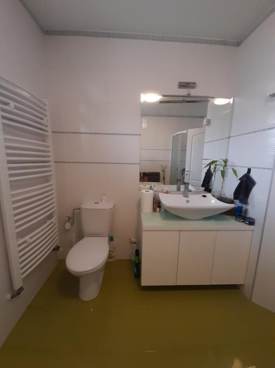 Kuća na odličnoj lokaciji, širi centar