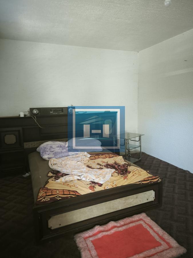 * NA PRODAJU – DVE KUĆE + POMOĆNI OBJEKAT NA VELIKOM PLACU – SELU VLAŠKA, KOD ĆUPRIJE *