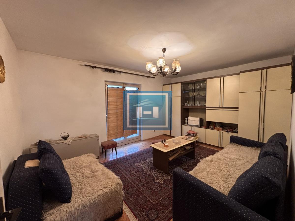 Stan na Strelištu sa podrumom i garažom - hitna prodaja!