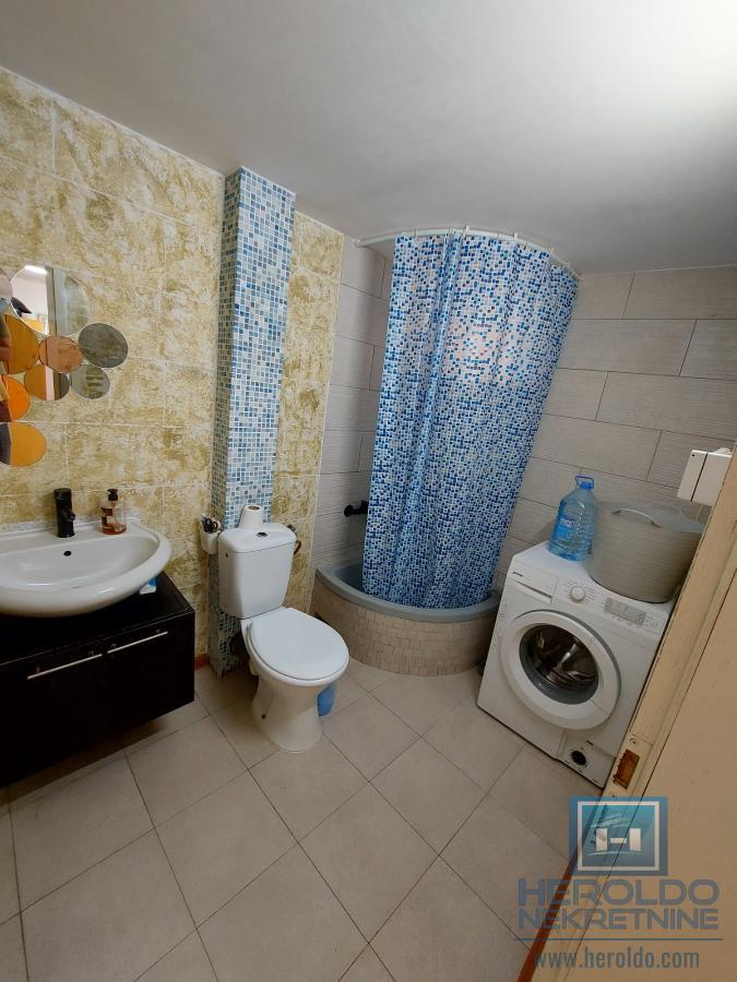 Porodična kuća od 168m2 u mirnom delu grada