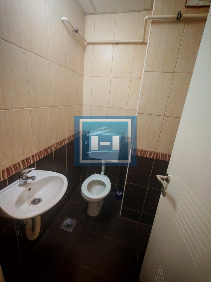 Trosoban stan u samom centru grada