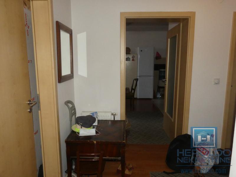 Prodaja stana – Najbolja lokacija! Idealno za porodicu i investiciju