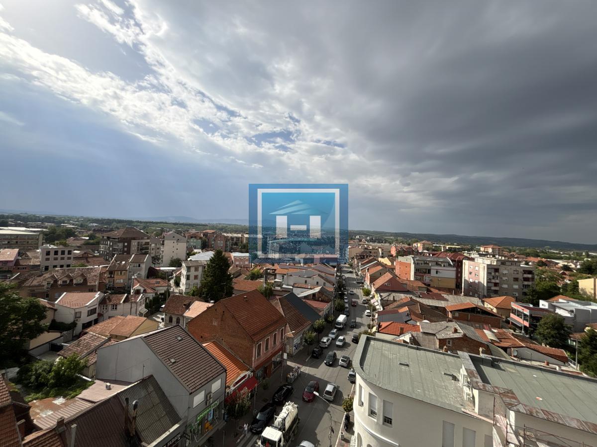 NA PRODAJU – PENTHOUSE U STROGOM CENTRU GRADA | 222 m² NA VRHU ZGRADE